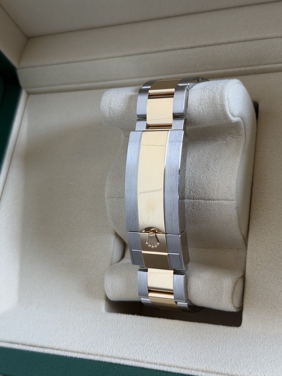 ロレックス シードゥエラー 126603（高級時計）の商品画像 - 査定依頼日：2025年12月18日 - 最高査定価格：2,750,000円