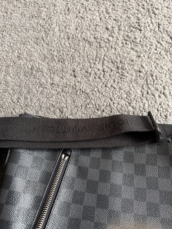 ショルダーバッグ（ブランドバッグ）の商品画像 - 査定依頼日：2026年4月18日 - 最高査定価格：120,000円