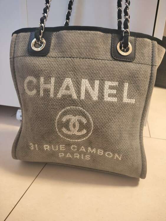 ルーヴィル（ブランドバッグ）の商品画像 - 査定依頼日：2025年4月21日 - 最高査定価格：200,000円