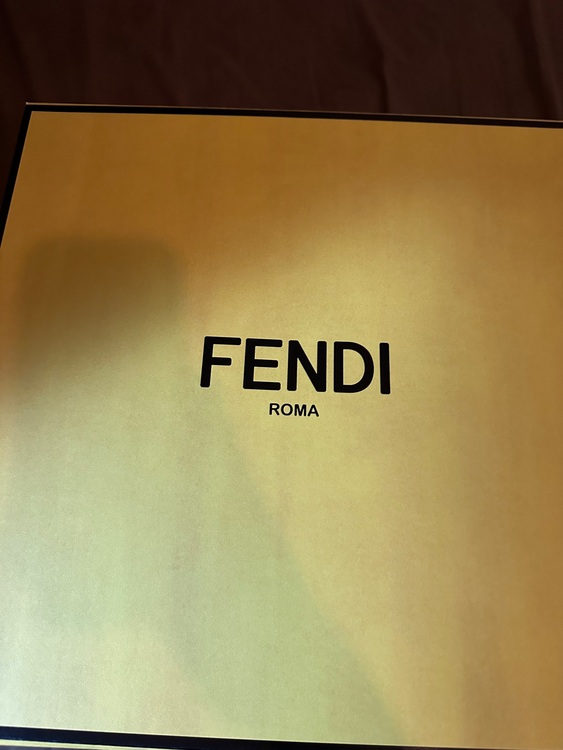 フェンディ  （ブランドバッグ）の商品画像 - 査定依頼日：2025年10月5日 - 最高査定価格：165,000円