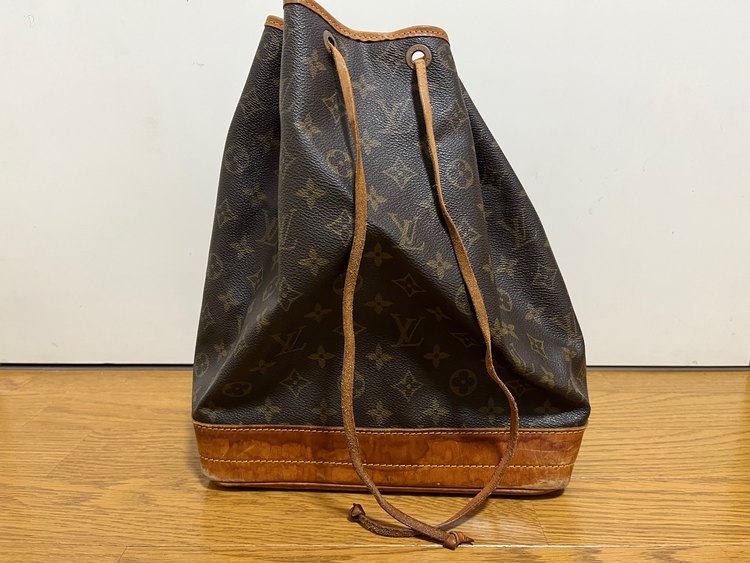 ノエ（ブランドバッグ）の商品画像 - 査定依頼日：2022年9月1日 - 最高査定価格：15,000円