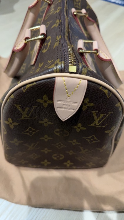 AV41526（ブランドバッグ）の商品画像 - 査定依頼日：2025年12月2日 - 最高査定価格：165,000円