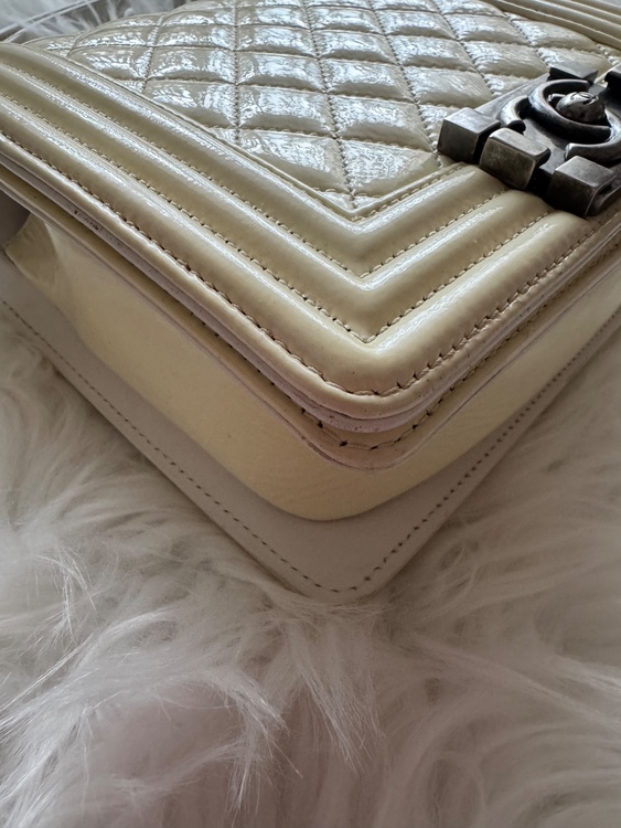 CHANEL ボーイシャネル　白（ブランドバッグ）の商品画像 - 査定依頼日：2026年7月7日 - 最高査定価格：710,000円