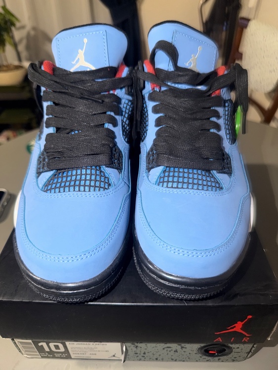 AIR JORDAN 4 RETORO（古着・ファッション）の商品画像 - 査定依頼日：2026年9月1日 - 最高査定価格：20,000円
