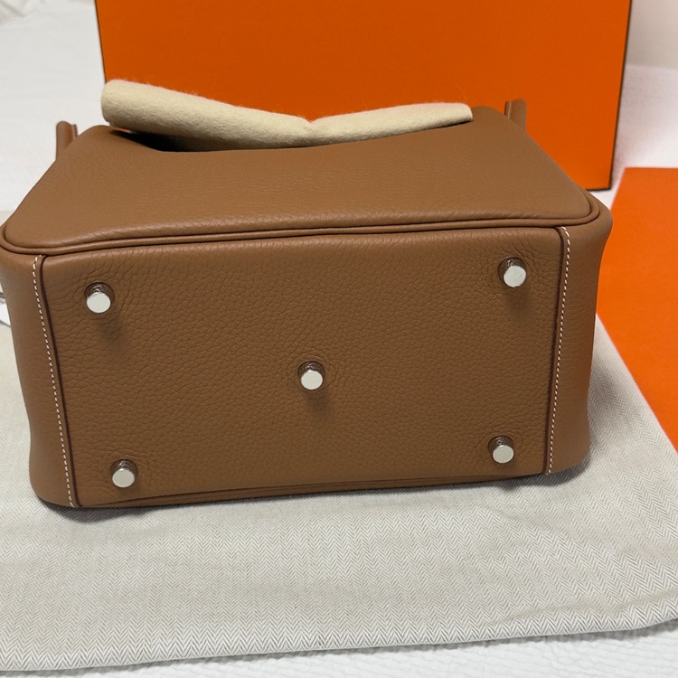 リンディ26（ブランドバッグ）の商品画像 - 査定依頼日：2025年6月5日 - 最高査定価格：1,400,000円