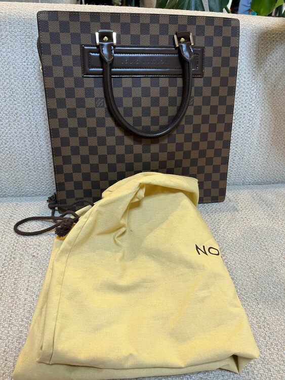 ヴェニスGM（ブランドバッグ）の商品画像 - 査定依頼日：2025年1月4日 - 最高査定価格：70,000円