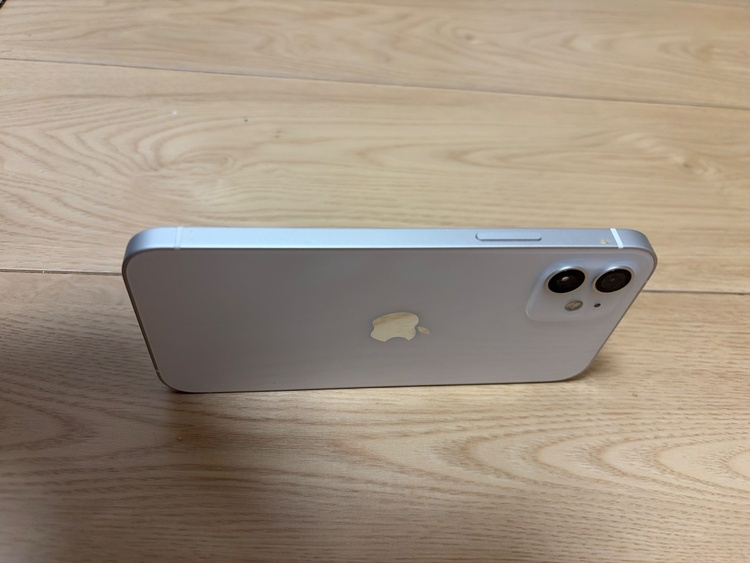 iPhone 12 64GB SIMフリー（スマホ）の商品画像 - 査定依頼日：2026年5月4日 - 最高査定価格：25,000円