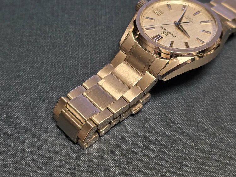 SLGA009（高級時計）の商品画像 - 査定依頼日：2026年1月5日 - 最高査定価格：750,000円