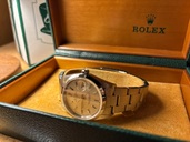 ロレックス パーペチュアルデイト 15200（高級時計）の商品画像 - 査定依頼日：2025年9月4日 - 最高査定価格：620,000円