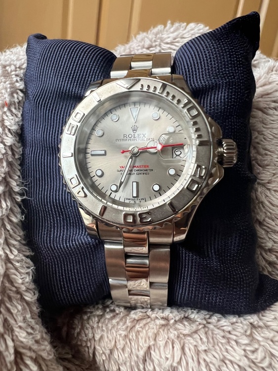 ロレックス ヨットマスター （高級時計）の商品画像 - 査定依頼日：2025年7月15日 - 最高査定価格：1,250,000円