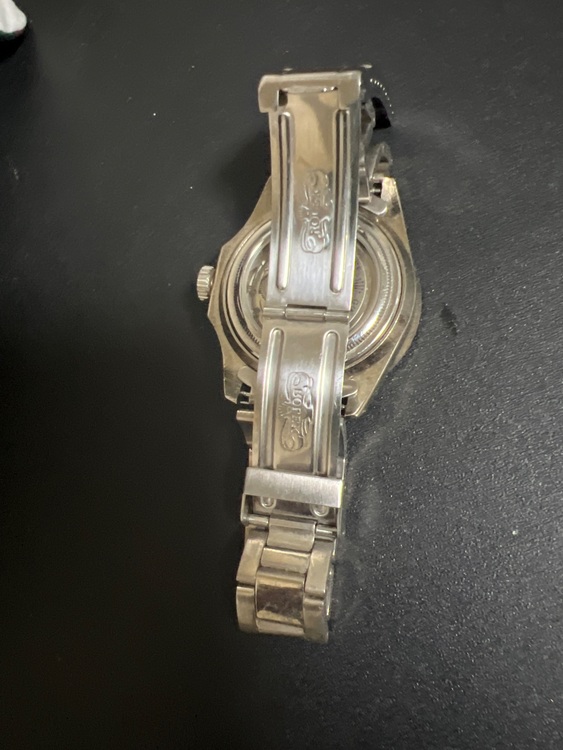 ロレックス ヨットマスター （高級時計）の商品画像 - 査定依頼日：2025年9月1日 - 最高査定価格：1,050,000円