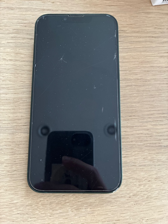 iPhone 13 128GB SIMフリー（スマホ）の商品画像 - 査定依頼日：2026年2月22日 - 最高査定価格：28,000円