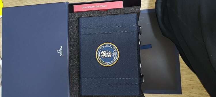 スヌーピースピードマスター（高級時計）の商品画像 - 査定依頼日：2026年2月25日 - 最高査定価格：2,050,000円