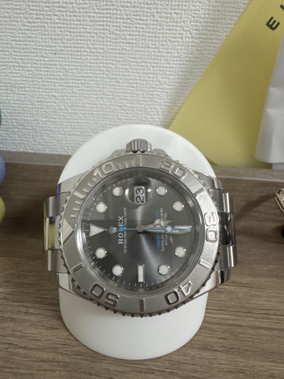 ロレックス ヨットマスター 112266（高級時計）の商品画像 - 査定依頼日：2025年12月23日 - 最高査定価格：1,910,000円