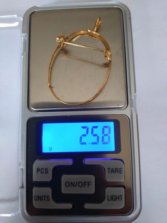 ブローチ空枠（金・貴金属）の商品画像 - 査定依頼日：2025年8月6日 - 最高査定価格：99,999,999円