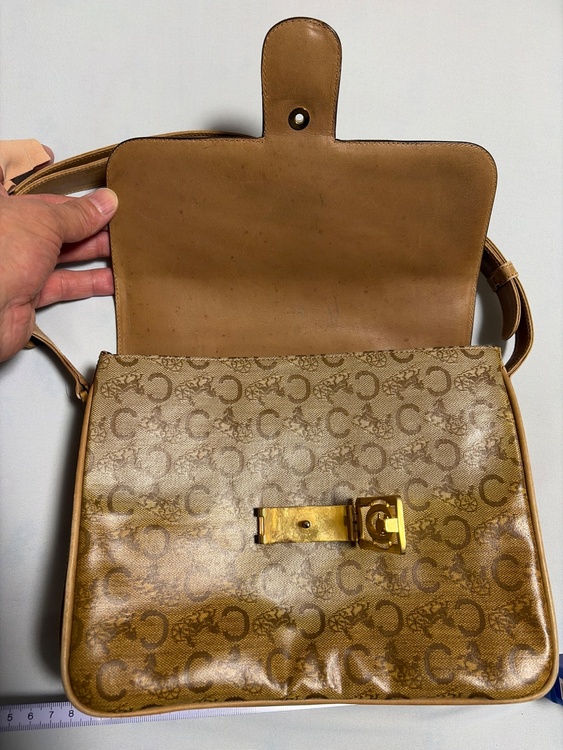 馬車金具バッグ（ブランドバッグ）の商品画像 - 査定依頼日：2026年2月1日 - 最高査定価格：40,000円