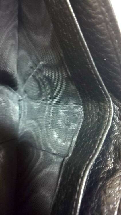 GUCCIバンブー財布（古着・ファッション）の商品画像 - 査定依頼日：2025年1月14日 - 最高査定価格：3,000円