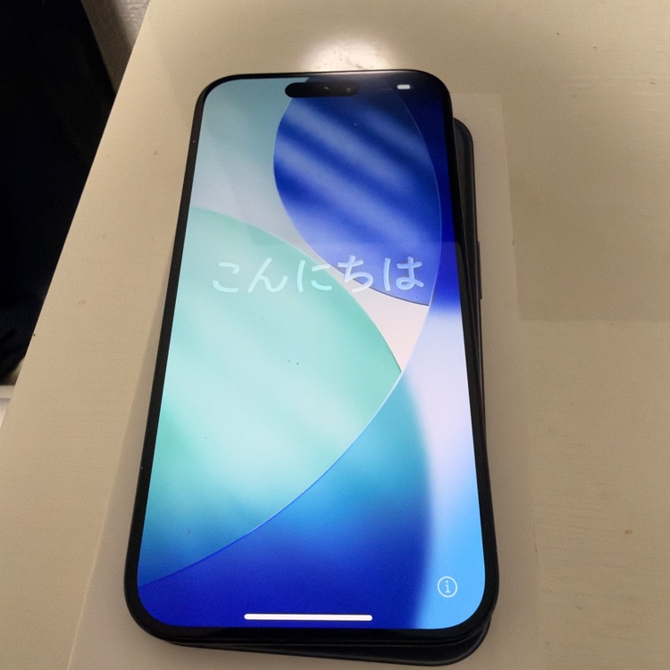 iPhone iPhone 15 Pro 128GB au（スマホ）の商品画像 - 査定依頼日：2026年9月29日 - 最高査定価格：72,000円
