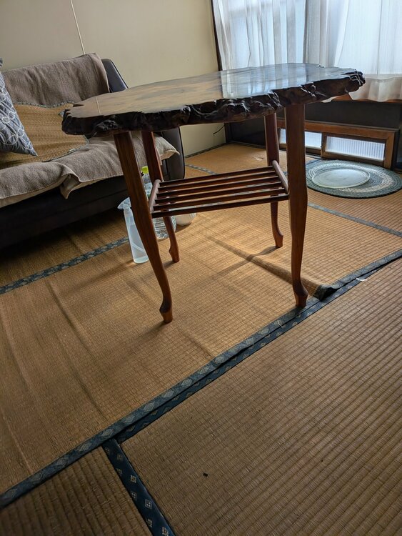 テーブル（家具・寝具）の商品画像 - 査定依頼日：2026年3月21日 - 最高査定価格：10,000円