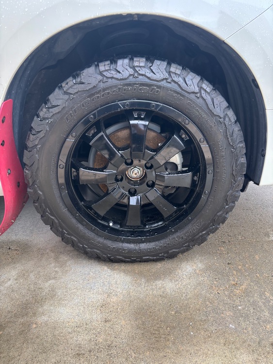 タイヤ、ホイール（カー用品）の商品画像 - 査定依頼日：2025年7月15日 - 最高査定価格：20,000円