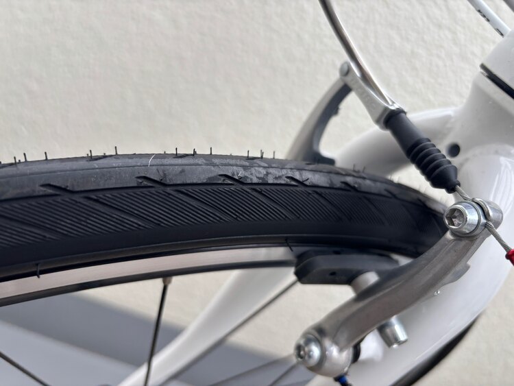 ジャイアント　エスケープＲ３（自転車）の商品画像 - 査定依頼日：2025年3月24日 - 最高査定価格：14,000円