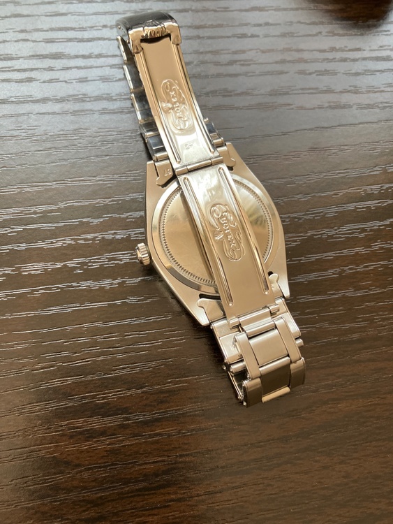 オイスターデイト（高級時計）の商品画像 - 査定依頼日：2026年3月29日 - 最高査定価格：420,000円