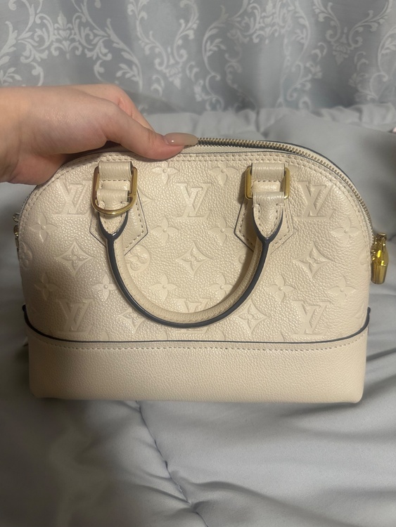 ルイヴィトンアルマバッグ（ブランドバッグ）の商品画像 - 査定依頼日：2026年2月25日 - 最高査定価格：180,000円