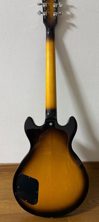 335-S 2011 Reissue タバコサンバースト（ピアノ・楽器・PA機材）の商品画像 - 査定依頼日：2026年9月22日 - 最高査定価格：180,000円