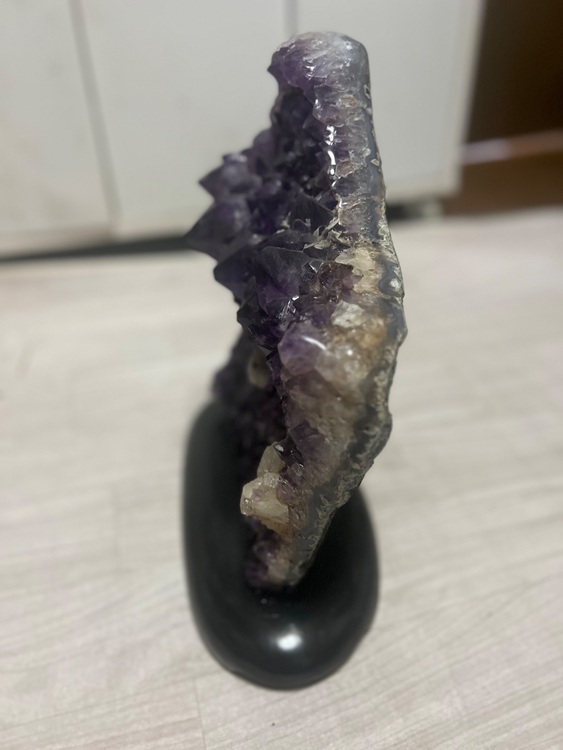 アメジストの置物（美術品・骨董品）の商品画像 - 査定依頼日：2025年9月10日 - 最高査定価格：3,500円