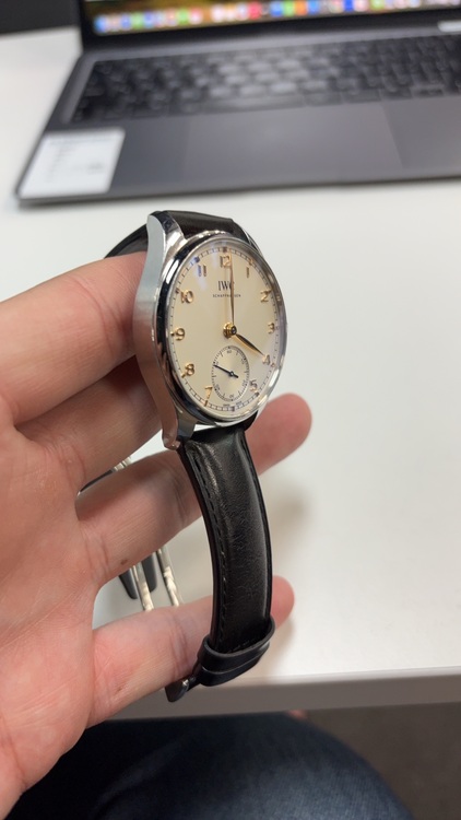 IWC ポルトギーゼ IW35830（高級時計）の商品画像 - 査定依頼日：2025年6月14日 - 最高査定価格：650,000円