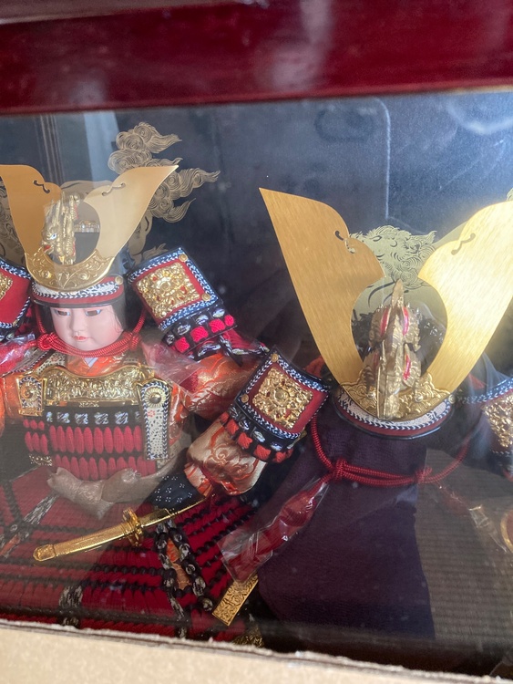 五月人形　兜付き金朱　峰月　呉竹印（美術品・骨董品）の商品画像 - 査定依頼日：2026年3月14日 - 最高査定価格：3,000円