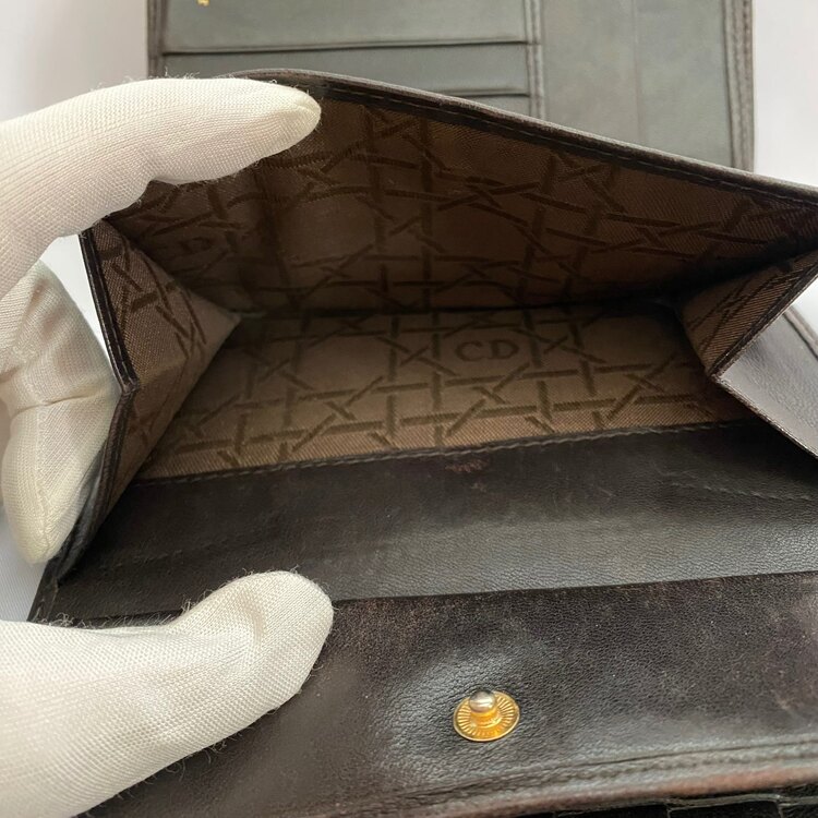 不明（ブランド財布・小物）の商品画像 - 査定依頼日：2025年4月30日 - 最高査定価格：15,000円