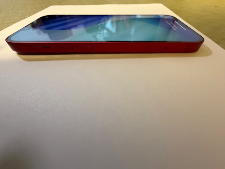 iPhone 13 128GB SIMフリー（スマホ）の商品画像 - 査定依頼日：2026年4月12日 - 最高査定価格：36,000円