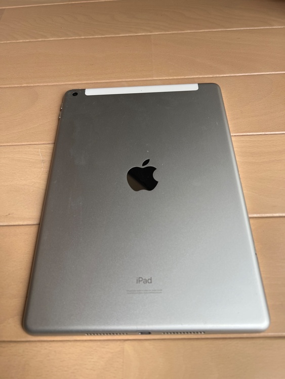 iPad第8世代（PC・タブレット）の商品画像 - 査定依頼日：2026年4月4日 - 最高査定価格：3,000円
