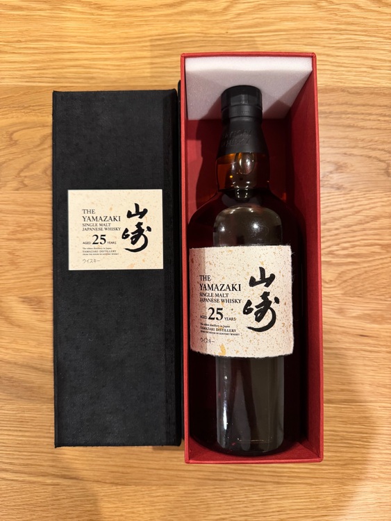 ウイスキー サントリー山崎 （お酒）の商品画像 - 査定依頼日：2025年7月6日 - 最高査定価格：963,000円