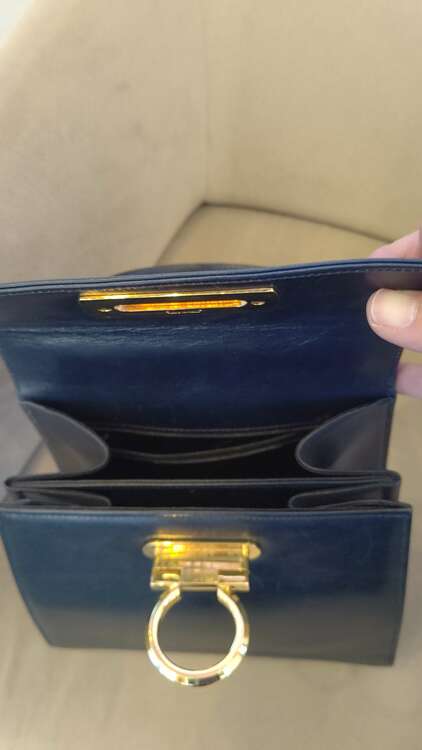 ガンチーニハンドバック（ブランドバッグ）の商品画像 - 査定依頼日：2025年1月31日 - 最高査定価格：30,000円