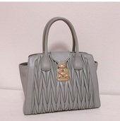 ミュウミュウ  （ブランドバッグ）の商品画像 - 査定依頼日：2025年9月25日 - 最高査定価格：50,000円