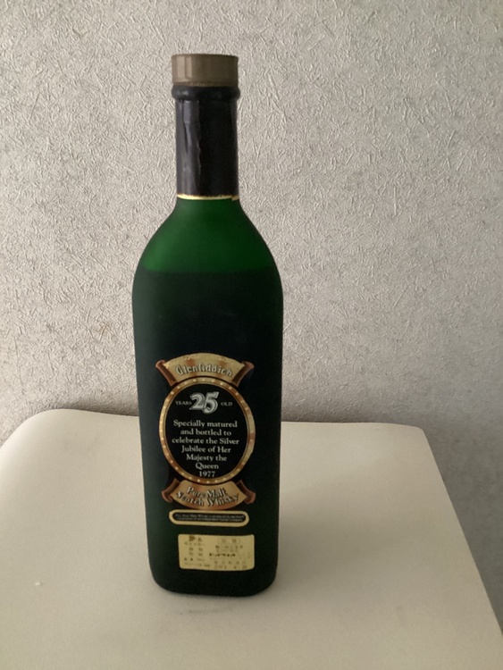 グレンフィディック25（お酒）の商品画像 - 査定依頼日：2026年8月9日 - 最高査定価格：80,000円