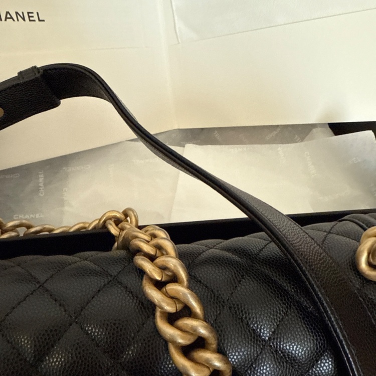 シャネル ボーイシャネル （ブランドバッグ）の商品画像 - 査定依頼日：2025年10月4日 - 最高査定価格：650,000円