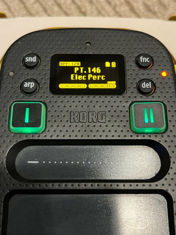 KORG kaossilator 2（ピアノ・楽器・PA機材）の商品画像 - 査定依頼日：2026年3月28日 - 最高査定価格：10,000円