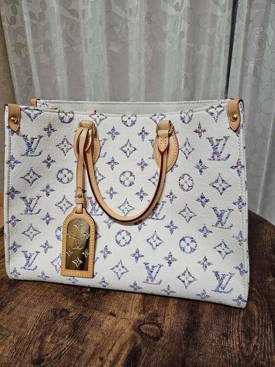 ルイヴィトン ルイヴィトン(その他) （ブランドバッグ）の商品画像 - 査定依頼日：2025年1月24日 - 最高査定価格：300,000円