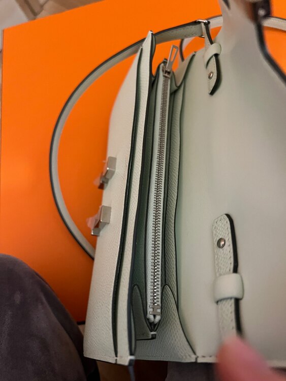 コンスタンス　トゥーゴー（ブランドバッグ）の商品画像 - 査定依頼日：2024年12月16日 - 最高査定価格：600,000円