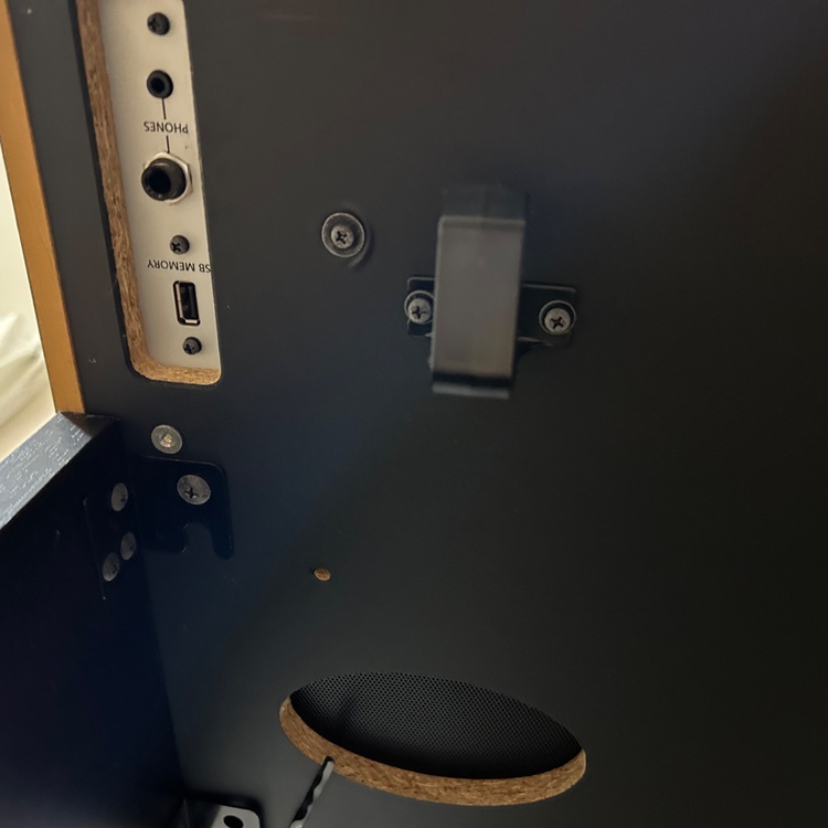 Roland RP401R （ピアノ・楽器・PA機材）の商品画像 - 査定依頼日：2026年2月1日 - 最高査定価格：2,000円