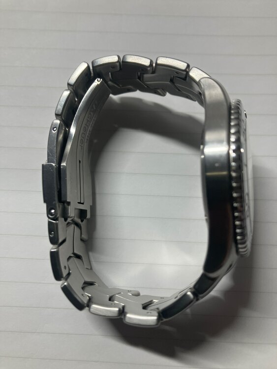 タグホイヤー リンク wj1111-（高級時計）の商品画像 - 査定依頼日：2025年2月3日 - 最高査定価格：52,000円