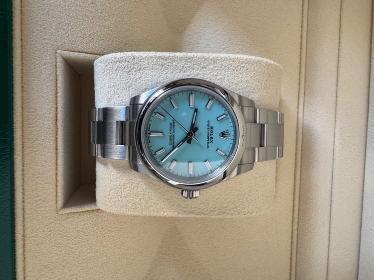 ターコイズ31mm（高級時計）の商品画像 - 査定依頼日：2025年8月31日 - 最高査定価格：1,480,000円