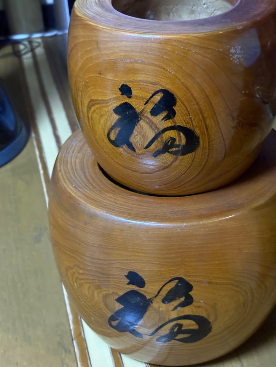 うす（美術品・骨董品）の商品画像 - 査定依頼日：2025年11月14日 - 最高査定価格：1,000円