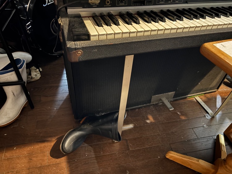 フェンダー、ローズピアノ、スーツケースピアノフェンダーローズピアノステージピアノ（ピアノ・楽器・PA機材）の商品画像 - 査定依頼日：2025年9月9日 - 最高査定価格：70,000円