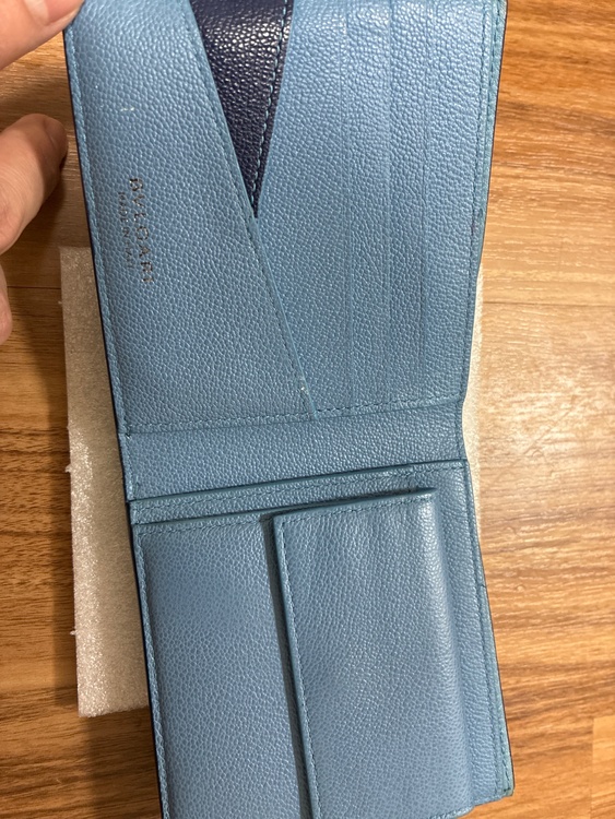 BVLGARI 折り畳み財布（ブランド財布・小物）の商品画像 - 査定依頼日：2026年7月26日 - 最高査定価格：10,000円