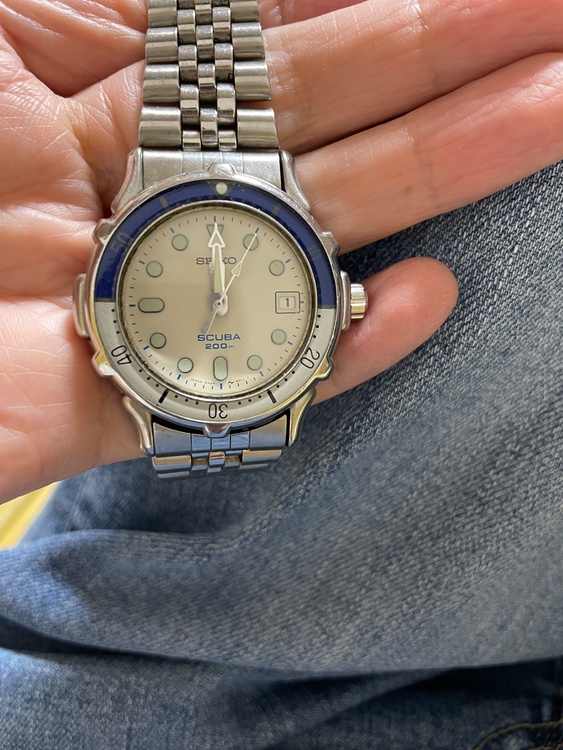 SEIKO SCUBA 200m（高級時計）の商品画像 - 査定依頼日：2026年8月4日 - 最高査定価格：2,000円