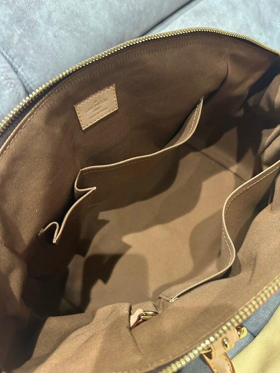 ティボリMG（ブランドバッグ）の商品画像 - 査定依頼日：2025年2月27日 - 最高査定価格：48,000円